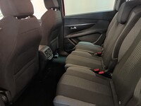 Peugeot 5008 vaihtoauto