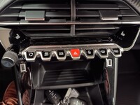 Peugeot e-2008 vaihtoauto