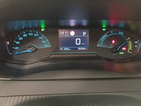 Peugeot e-2008 vaihtoauto