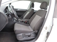 Volkswagen Golf Sportsvan vaihtoauto