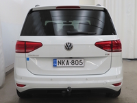 Volkswagen Touran vaihtoauto