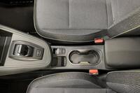Mitsubishi Grandis vaihtoauto