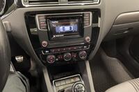 Volkswagen Jetta vaihtoauto