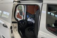 Ford Transit Courier vaihtoauto
