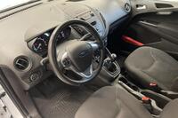 Ford Transit Courier vaihtoauto