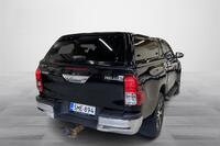 Toyota Hilux vaihtoauto