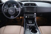 Jaguar XE vaihtoauto