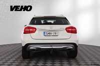 Mercedes-Benz GLA vaihtoauto