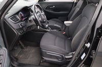 Kia Carens vaihtoauto