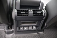 Land Rover Defender vaihtoauto