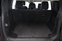 Land Rover Defender vaihtoauto