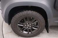 Land Rover Defender vaihtoauto