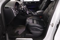 Porsche Cayenne vaihtoauto