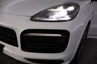 Porsche Cayenne vaihtoauto