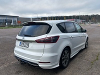 Ford S-MAX vaihtoauto