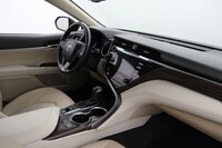 Toyota Camry vaihtoauto