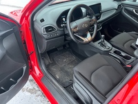 Hyundai i30 5d vaihtoauto