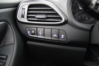 Hyundai i30 5d vaihtoauto