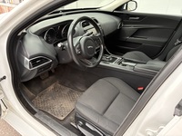 Jaguar XE vaihtoauto