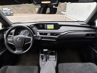 Lexus UX vaihtoauto