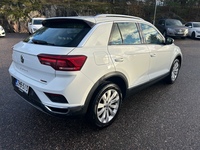 Volkswagen T-Roc vaihtoauto