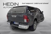 Toyota Hilux vaihtoauto