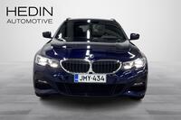 BMW 330 vaihtoauto