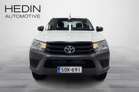 Toyota Hilux vaihtoauto