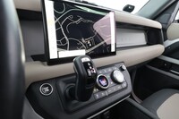 Land Rover Defender vaihtoauto