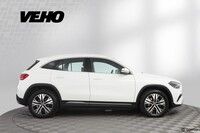 Mercedes-Benz GLA vaihtoauto