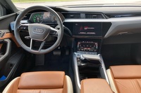 Audi Q8 e-tron vaihtoauto