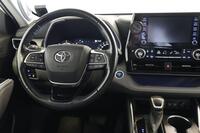 Toyota Land Cruiser vaihtoauto