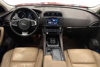 Jaguar F-PACE vaihtoauto