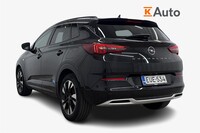 Opel Grandland vaihtoauto