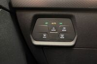 SEAT Leon Sportstourer vaihtoauto