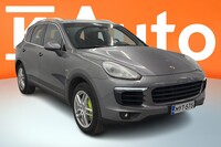 Porsche Cayenne vaihtoauto
