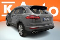 Porsche Cayenne vaihtoauto