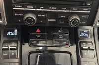 Porsche Cayenne vaihtoauto