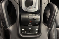 Porsche Cayenne vaihtoauto