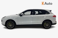 Porsche Cayenne vaihtoauto