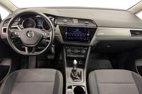 Volkswagen Touran vaihtoauto