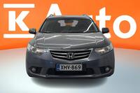 Honda Accord vaihtoauto