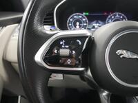 Jaguar F-PACE vaihtoauto