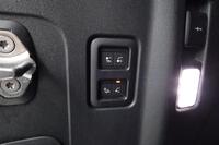 Land Rover Defender vaihtoauto