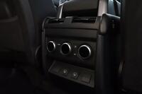 Land Rover Defender vaihtoauto