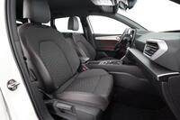 SEAT Leon Sportstourer vaihtoauto