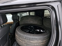 Land Rover Defender vaihtoauto