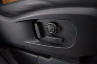 Land Rover Defender vaihtoauto