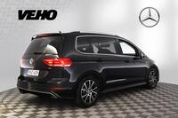 Volkswagen Touran vaihtoauto