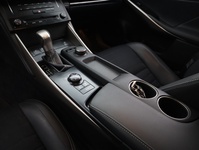 Lexus IS vaihtoauto